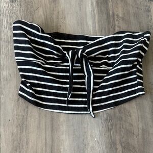 SHEIN Monochrome Striped Tube Top